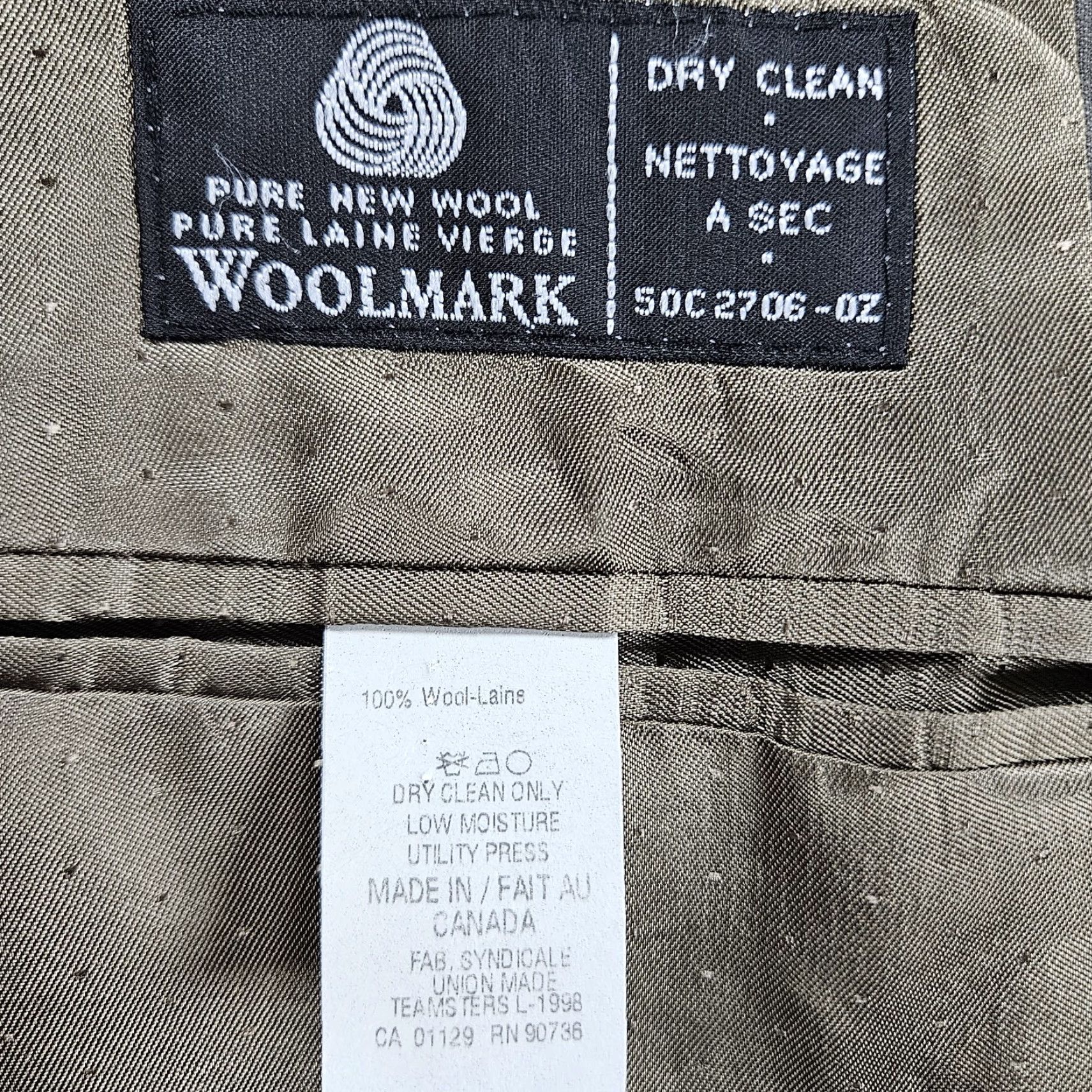 Calvin Klein Calvin Klein Grey 100% Wool Striped Full Pant Suit 2 Piece Set 42R Mens Suit Shirt? Size 42R - 4 Thumbnail