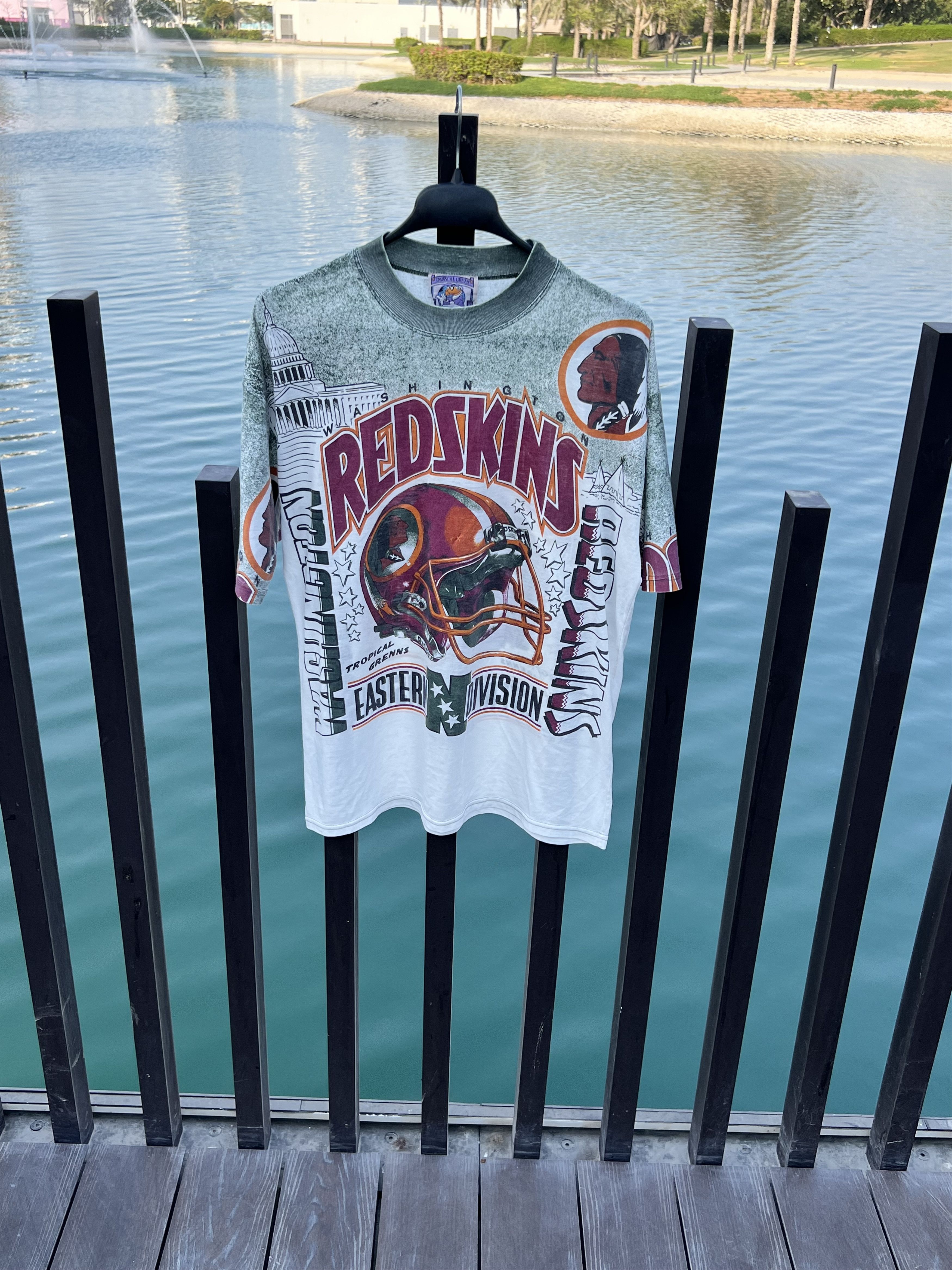 NFL Vintage NFL Washington Redskins 90s T-shirt Size US XL / EU 56 / 4 - 1 Thumbnail