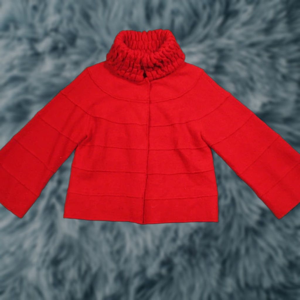 Vintage Venezia Milano Red Wool Women's High Collar Cardigan Sweater Size S User: Venezia Milano Red Wool Women's High Collar Cardigan Sweater Size S Size S / US 4 / IT 40 - 1 Thumbnail