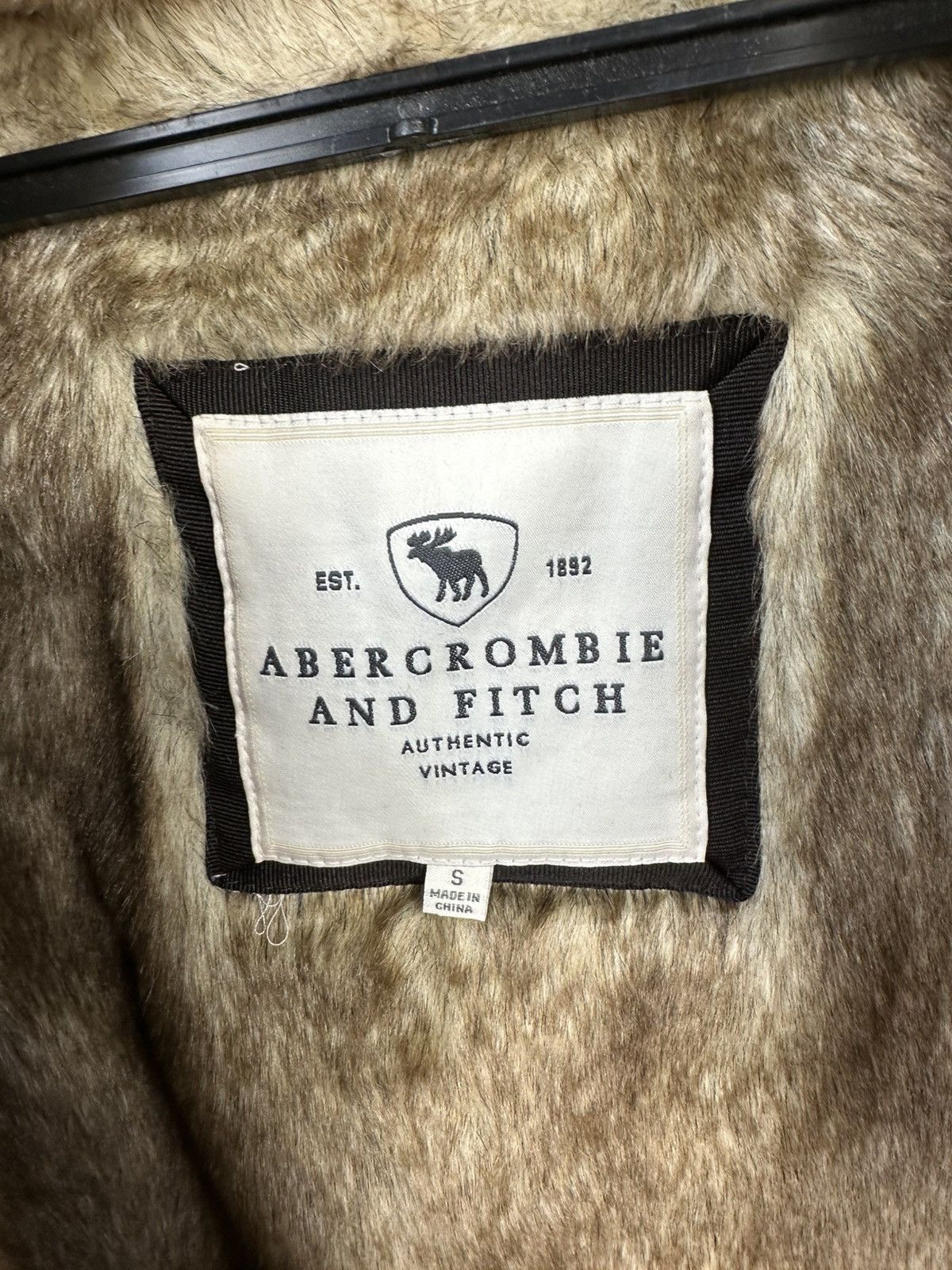 Abercrombie & Fitch Y2K Abercrombie & Fitch Faux Fur Zip Up Hoodie Cyber Size US S / EU 44-46 / 1 - 7 Thumbnail