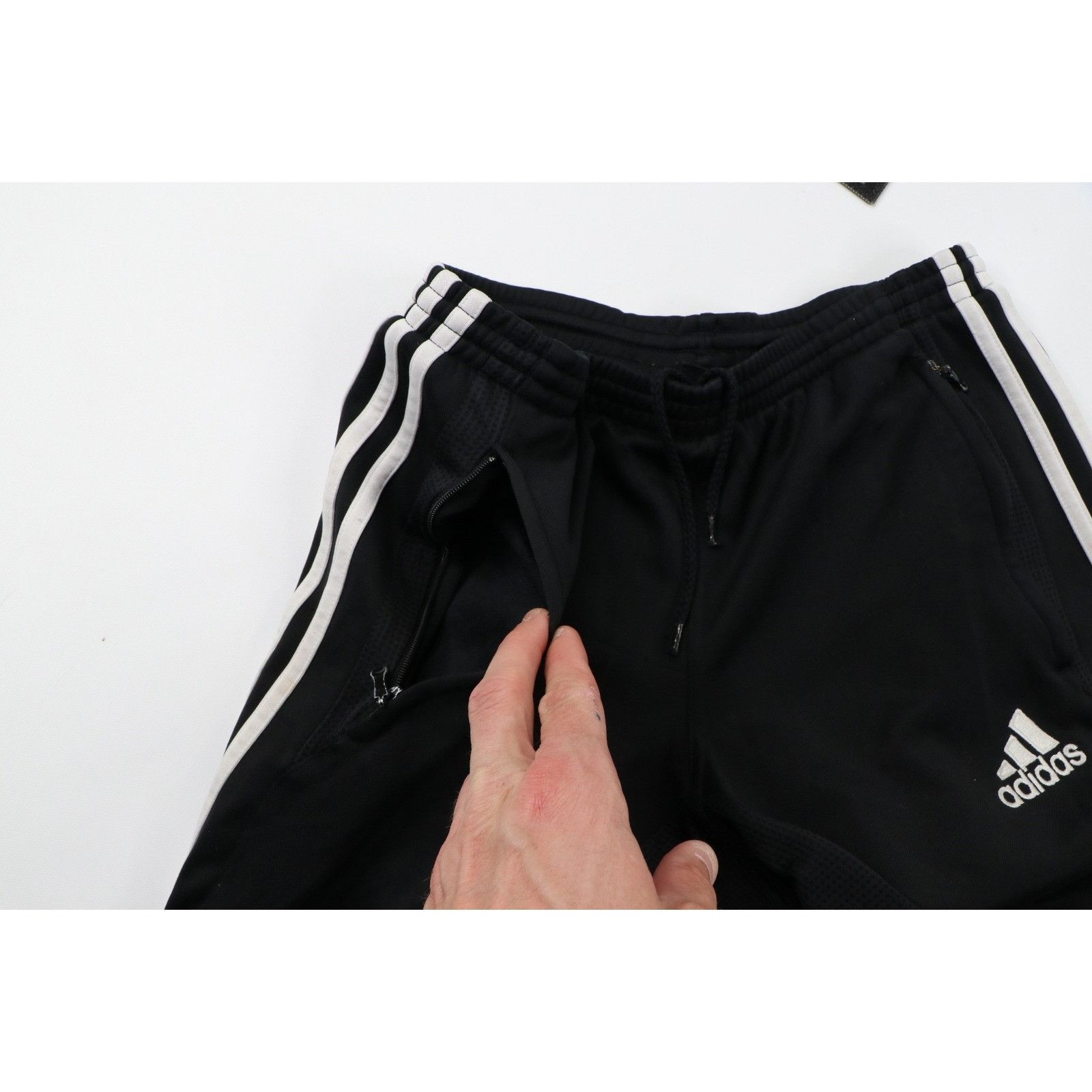 Adidas × Vintage Vintage Adidas Soccer Striped Tapered Leg Soccer Sweatpants Size US 34 / EU 50 - 7 Thumbnail