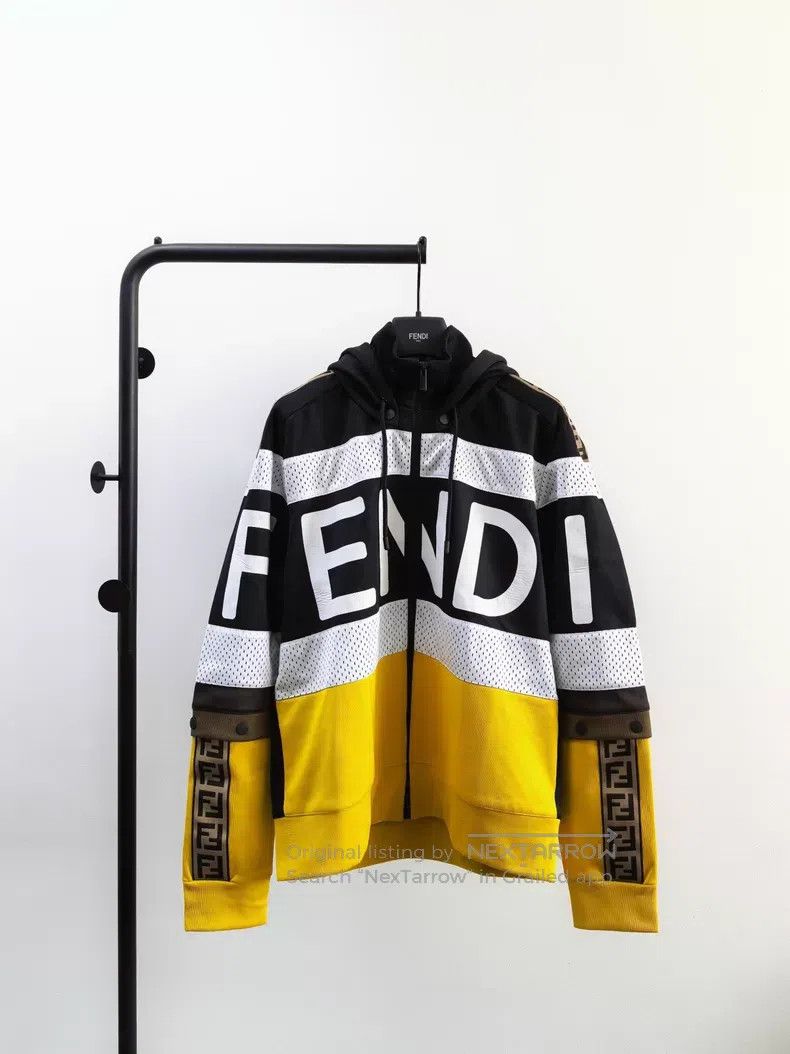 Fendi Fendi Contrast Color Hooded Jacket Size US S / EU 44-46 / 1 - 1 Thumbnail
