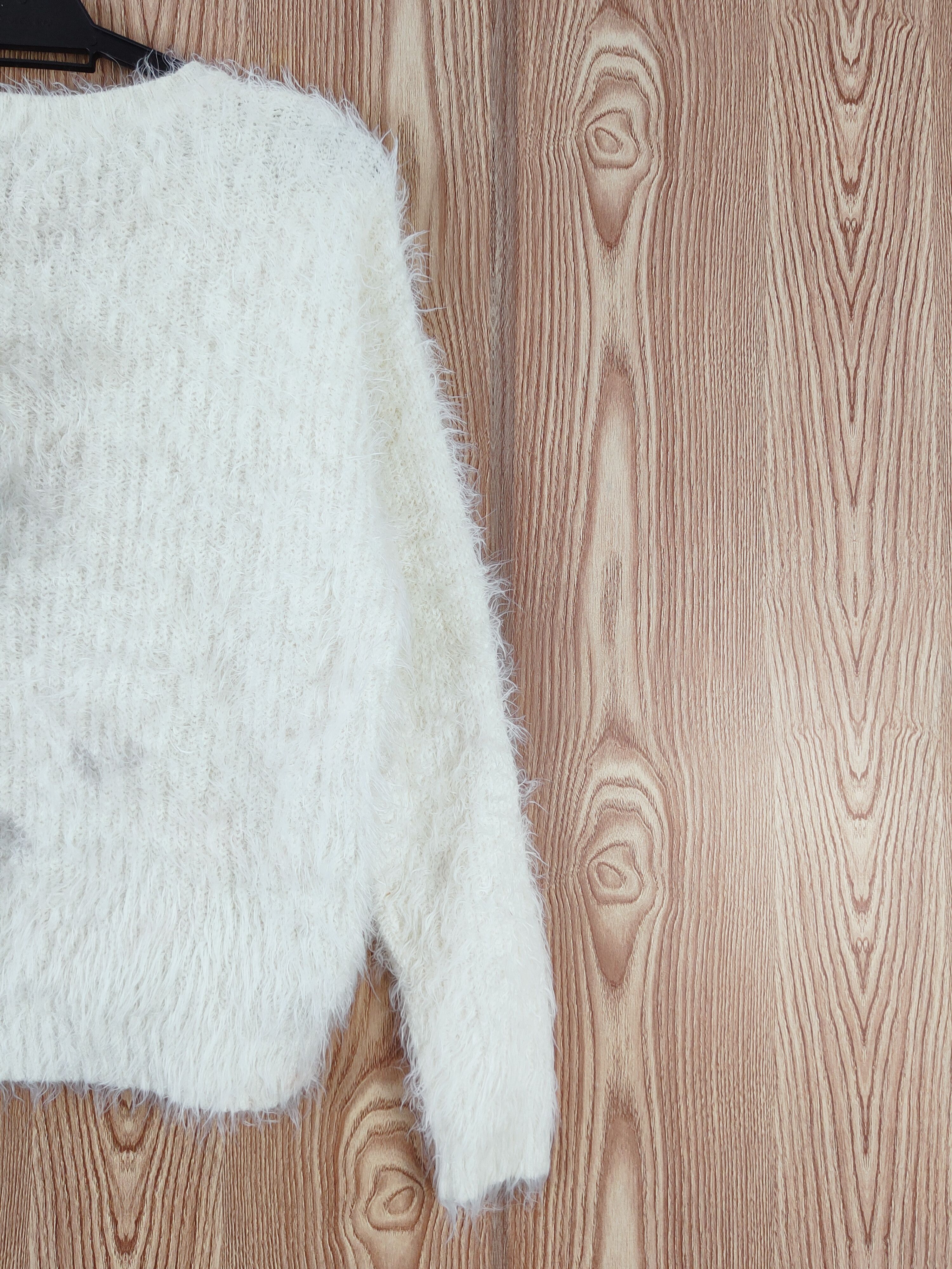 Japanese Brand × Vintage Vintage Design by Chip Clip Sweet Ivory Fur Mohair Knitwear Size L / US 10 / IT 46 - 9 Thumbnail