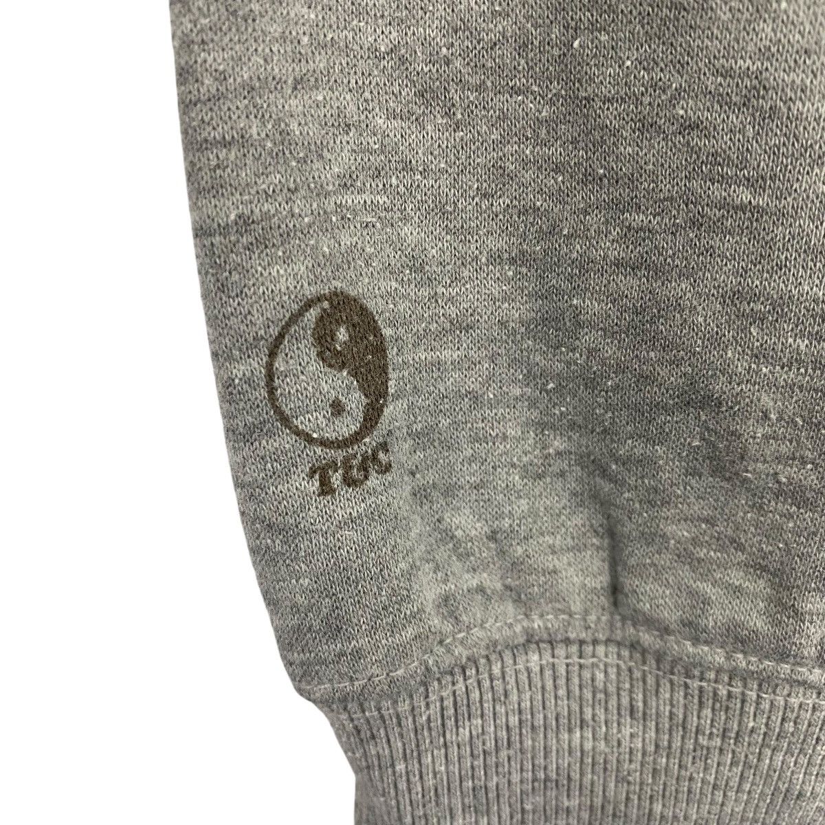 Vintage Vintage T&C Surf Design Hoodie Sweater Grey Pullover Size L Size US L / EU 52-54 / 3 - 11 Thumbnail