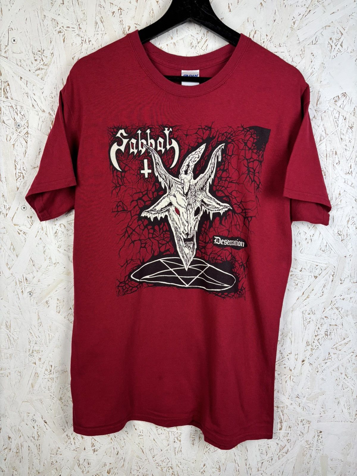 Band Tees 00s Sabbat Desecration Thrash Black Metal T-Shirt Red Size M Size US M / EU 48-50 / 2 - 1 Thumbnail