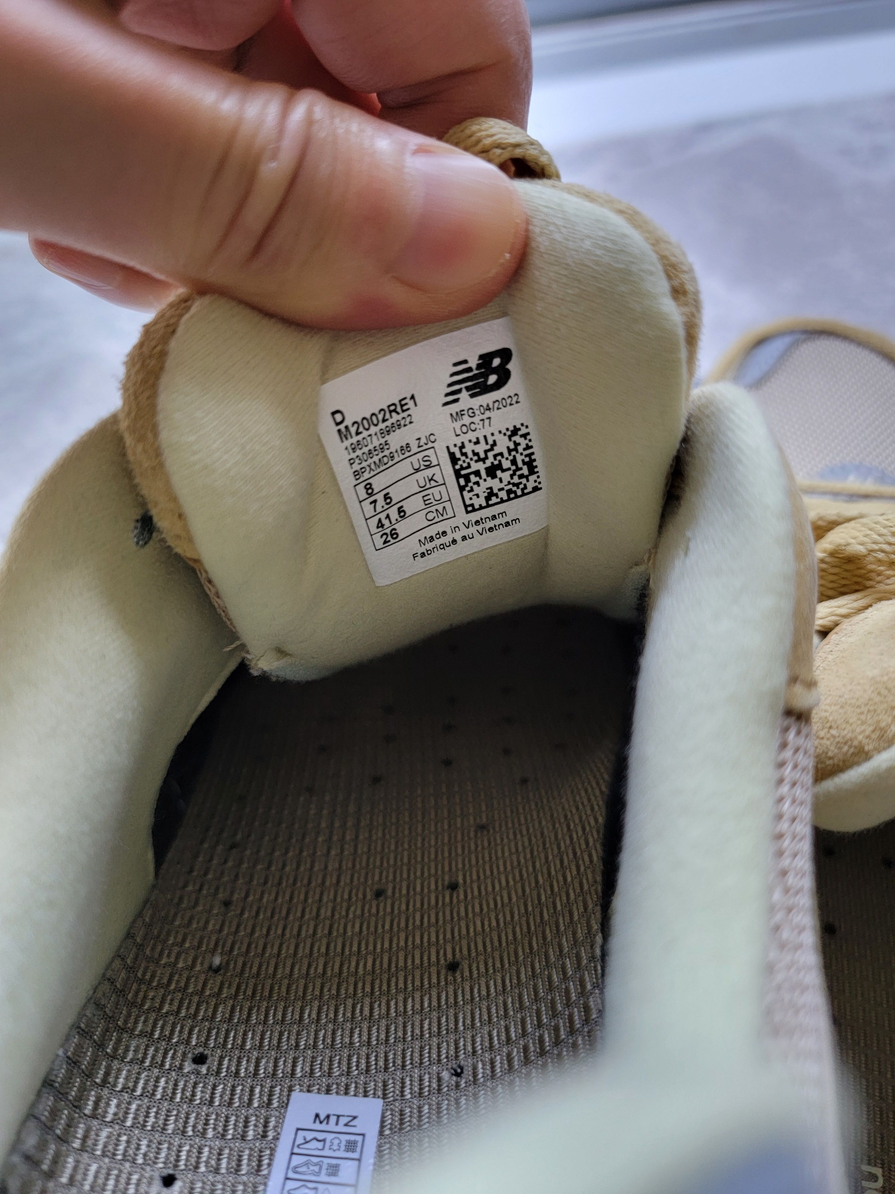 Auralee × New Balance Auralee X New Balance 2002r Yellow Beige Size US 8 / EU 41 - 3 Thumbnail
