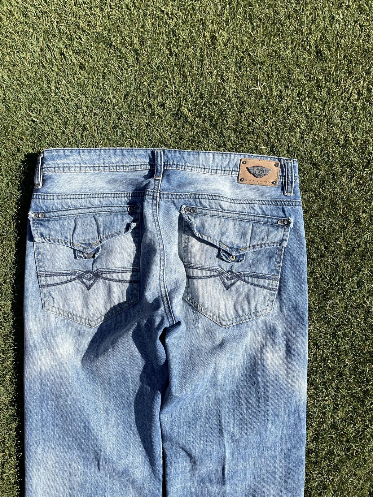 Buffalo David Bitton Buffalo David Bitton Jeans Mens Blue Light Wash 34 x 32 Size US 34 / EU 50 - 9 Thumbnail