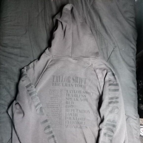 Band Tees Taylor Swift The Eras Tour Hoodie Sweatshirt Size US XL / EU 56 / 4 - 6 Thumbnail