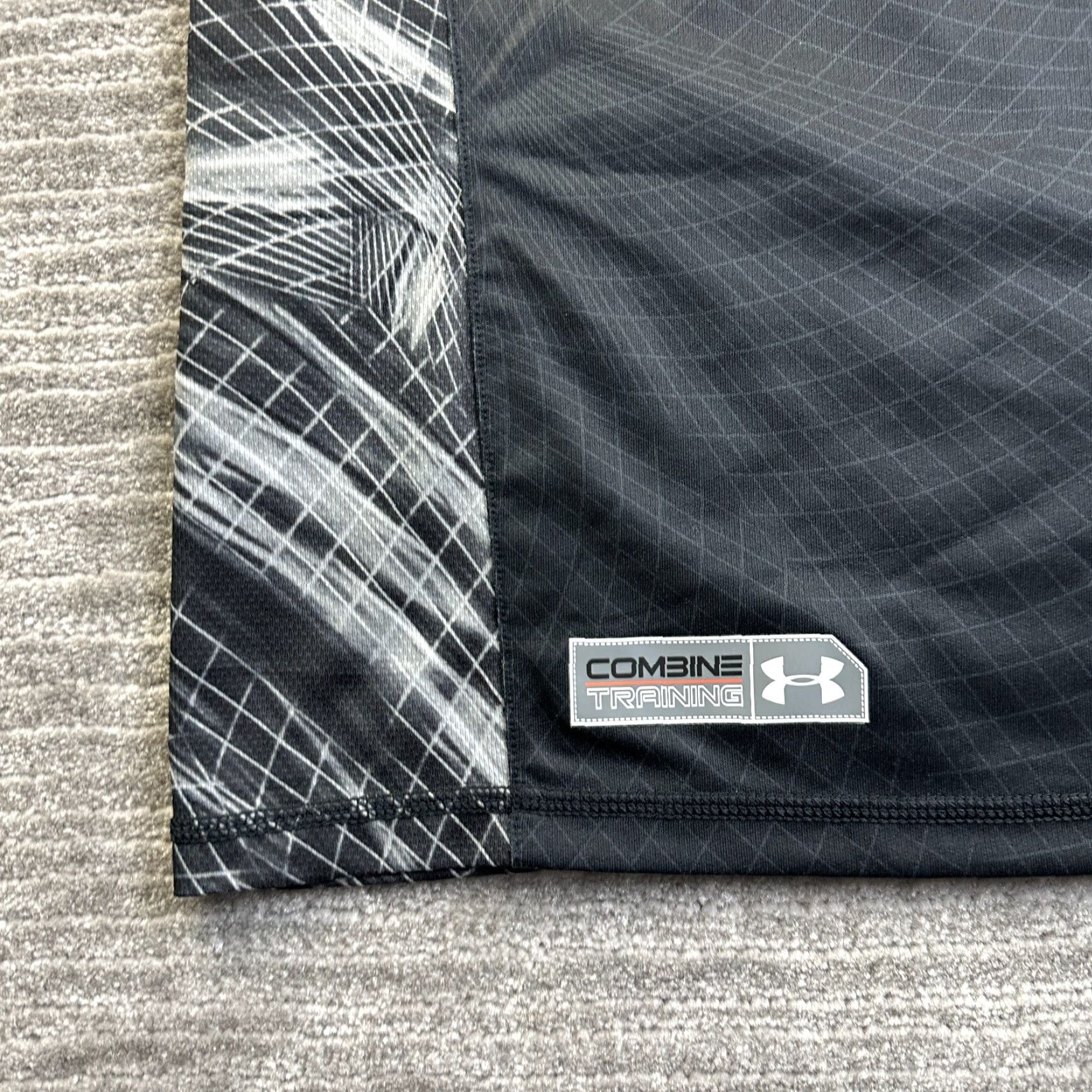 Under Armour Under Armour Shirt Mens Medium Black NFL Combine Football Heatgear Size US M / EU 48-50 / 2 - 3 Thumbnail