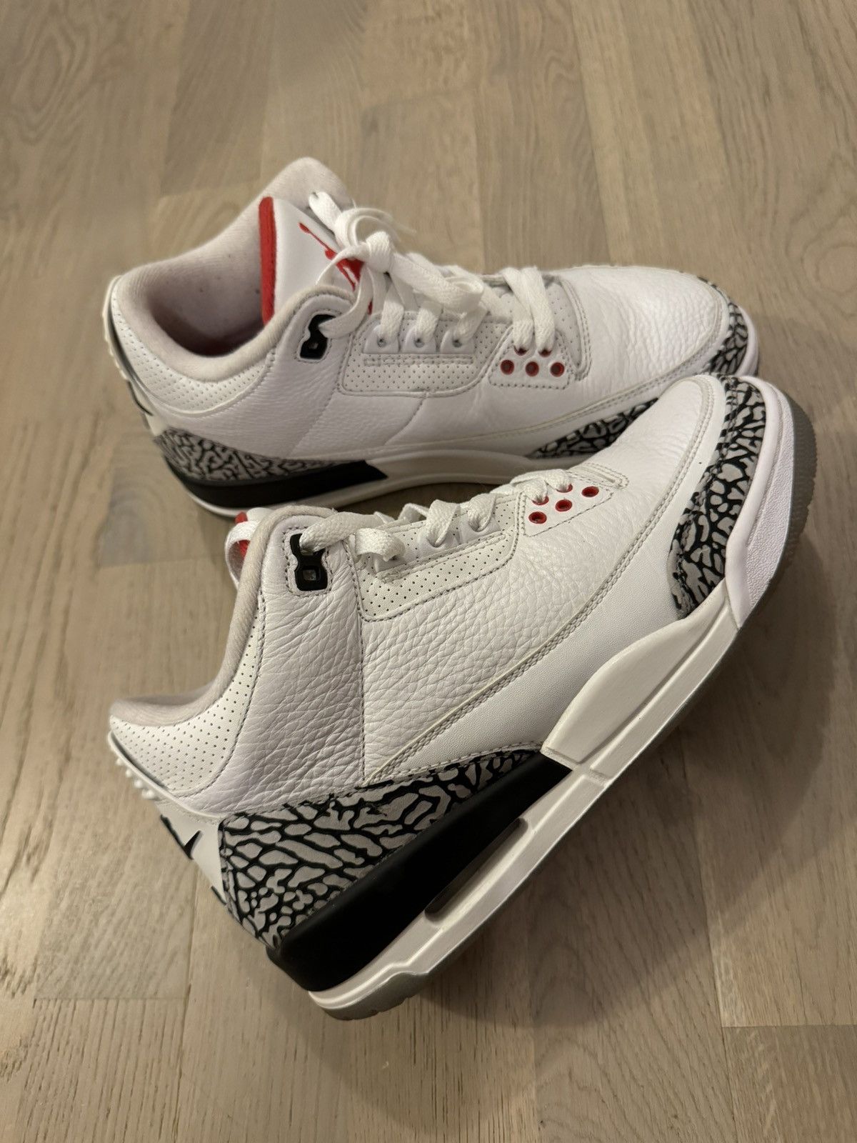 Nike NIKE AIR JORDAN 3 “FREE THROW LINE” white cement size US8UK7 Size US 8 / EU 41 - 2 Thumbnail