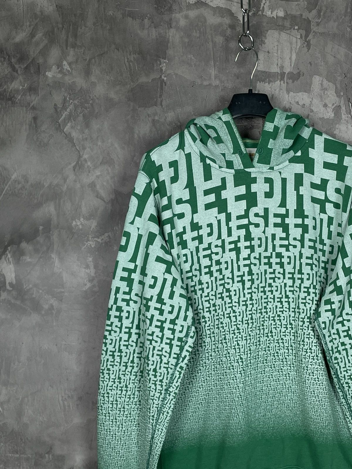 Diesel × Vintage Diesel monogram green Y2K zip hoodie Size US M / EU 48-50 / 2 - 3 Thumbnail