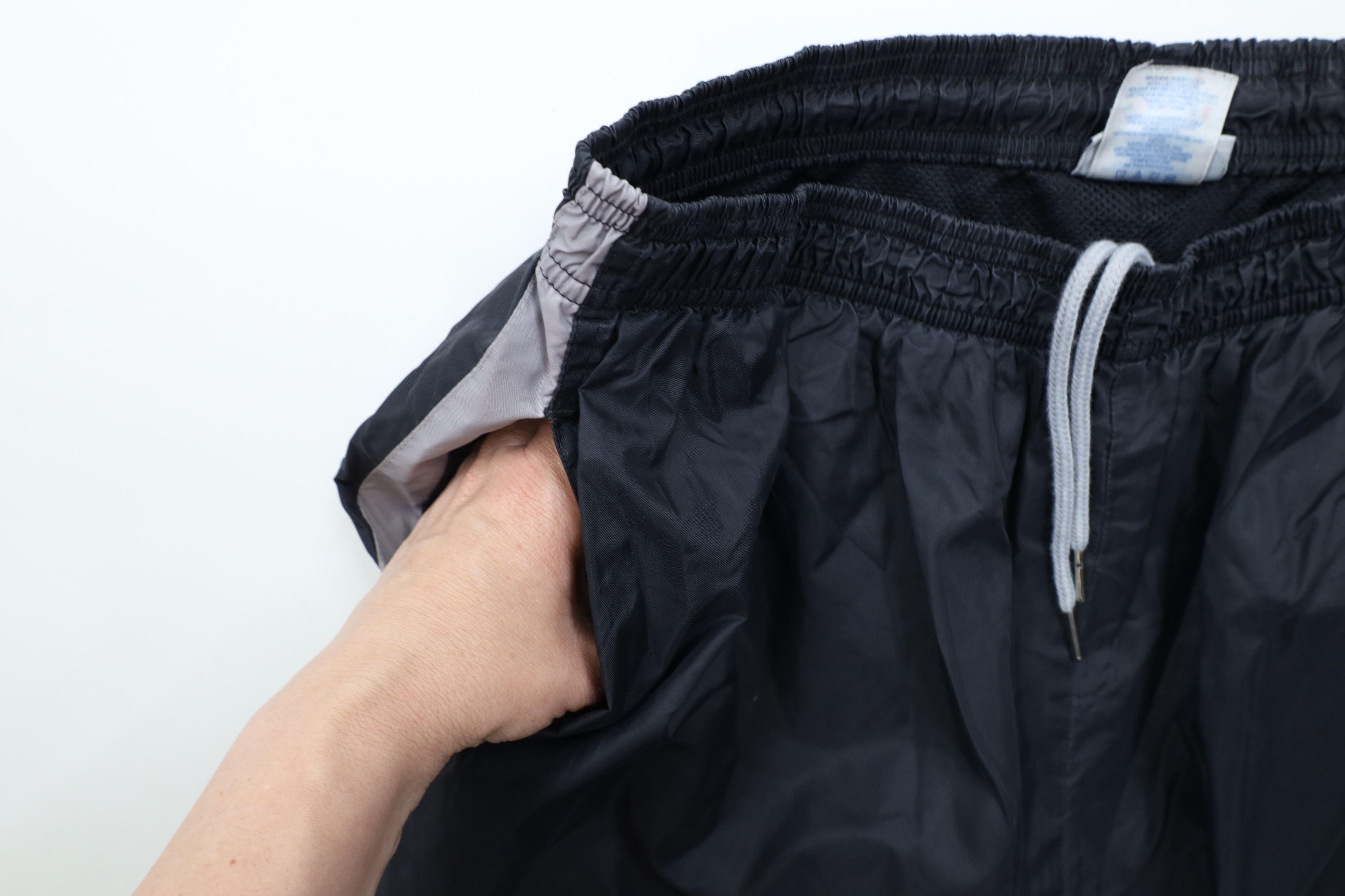 Reebok × Vintage Vintage 90s Reebok Block Lined Wide Leg Windbreaker Pants Size US 40 / EU 56 - 8 Thumbnail