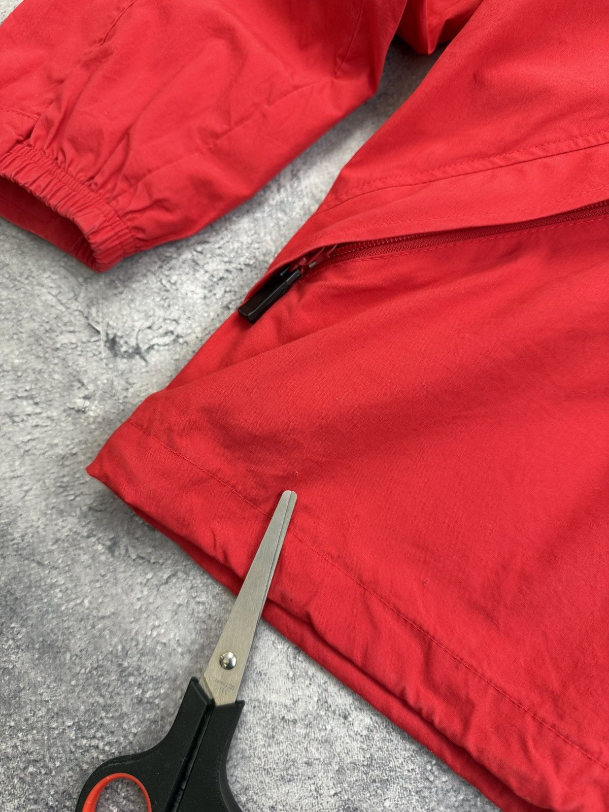 Ferrari Vintage Ferrari Racing Y2K Jacket F1 Red Size M Size US M / EU 48-50 / 2 - 25 Thumbnail