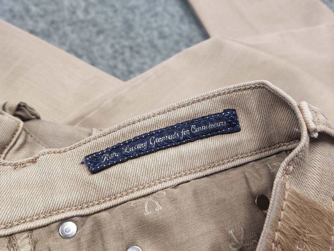 Jacob Cohen Jacob Cohen Italy Design kimberly Slim Fit beige denim Jeans Size 30" / US 8 / IT 44 - 18 Thumbnail