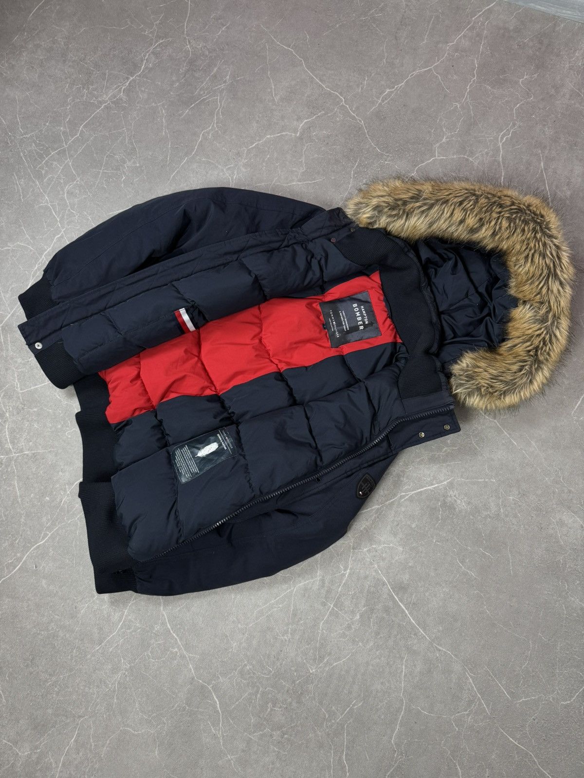 Tommy Hilfiger Tommy Hilfiger Bomber Down Jacket Alaska Marineblau Size S Size US S / EU 44-46 / 1 - 6 Thumbnail
