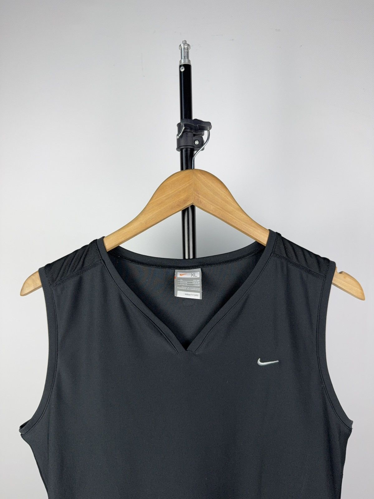 Nike Vintage 00s Nike Tank Top Mini Swoosh Y2K Style Oversized Size XL / US 12-14 / IT 48-50 - 2 Thumbnail
