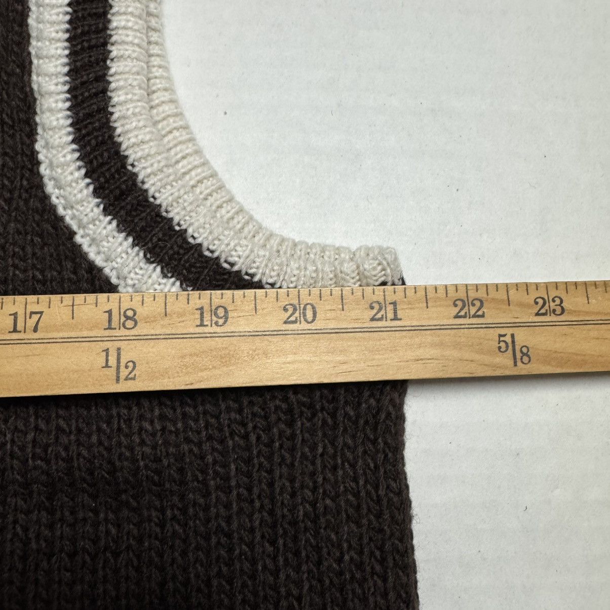 Obey Obey Wool Blend Alden Sweater Vest In Brown W/ Contrast Trim Size US M / EU 48-50 / 2 - 9 Thumbnail
