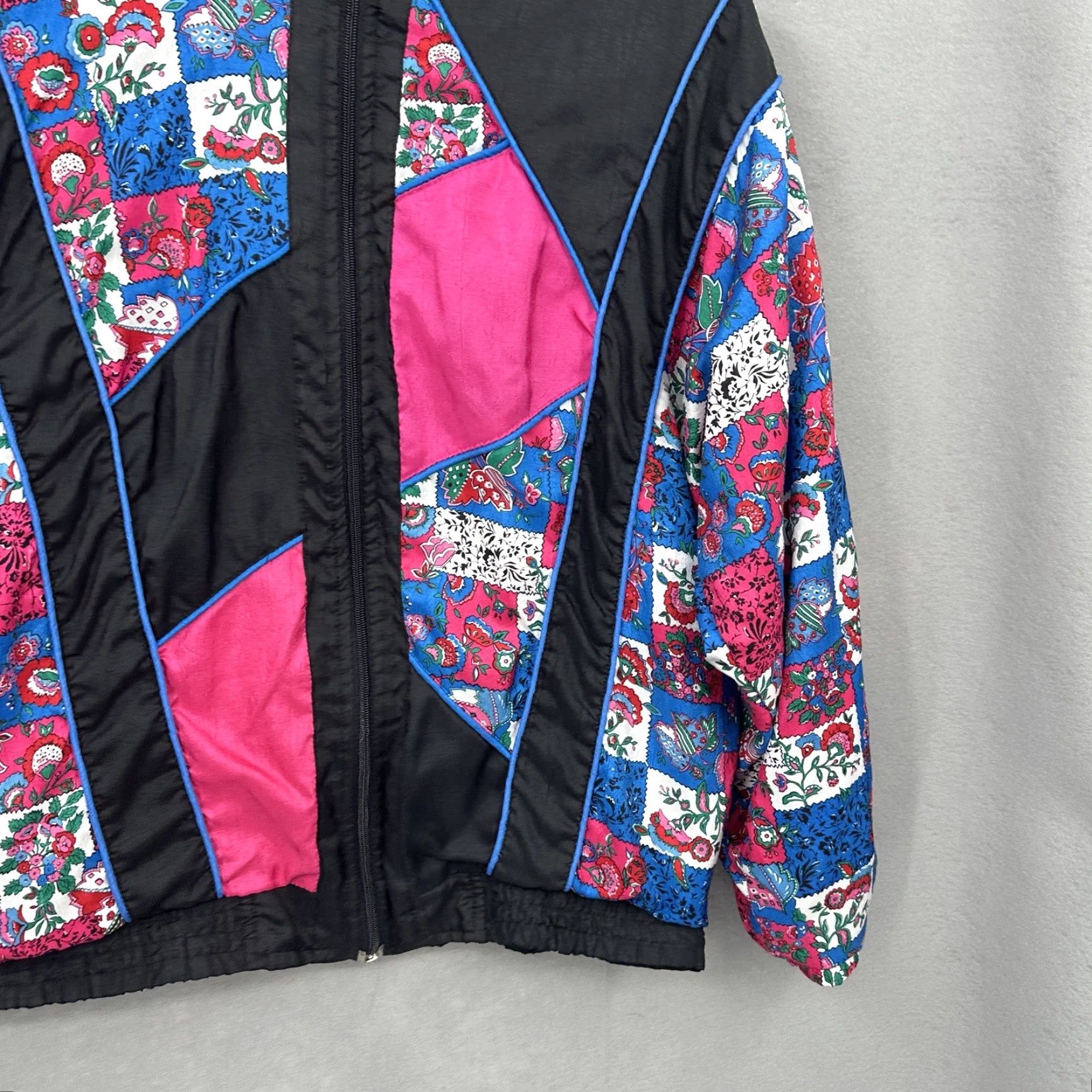 Vintage VINTAGE Westbound Sport Jacket Women M Floral Black Windbreaker 80s Retro Casual Lightweight Lined Nylon Softshell Handcrafted? Size M / US 6-8 / IT 42-44 - 3 Thumbnail