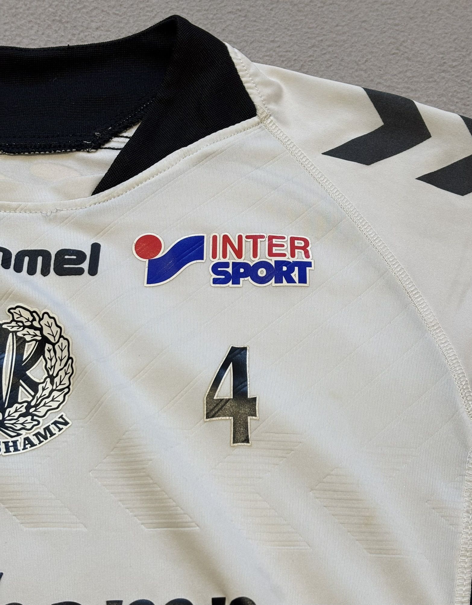 Hummel Oskarshamns AIK 2014 #4 Hummel Football Jersey Size S Size US S / EU 44-46 / 1 - 9 Thumbnail
