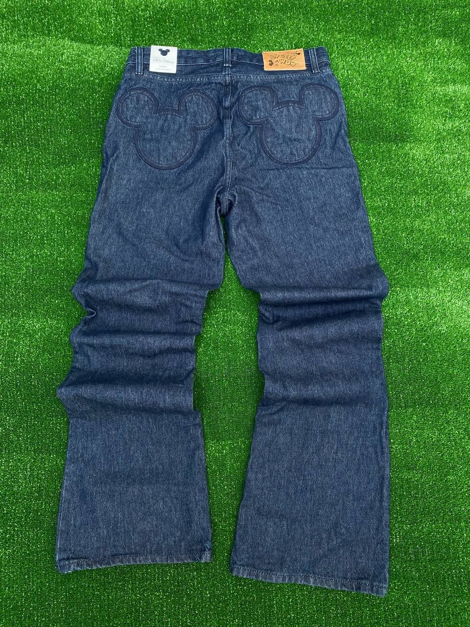 Zara Zara x Disney Mickey Mouse Flared Jeans Womens Size 27" / US 4 / IT 40 - 1 Thumbnail