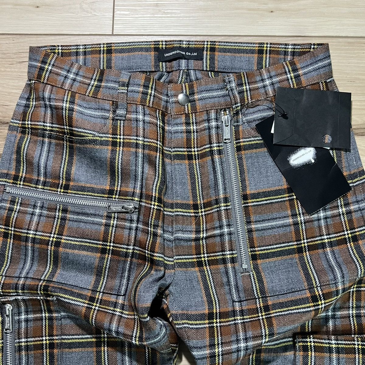 Japanese Brand × Undercover Wool Cargo Bondage Zipper Pants Size US 30 / EU 46 - 2 Thumbnail