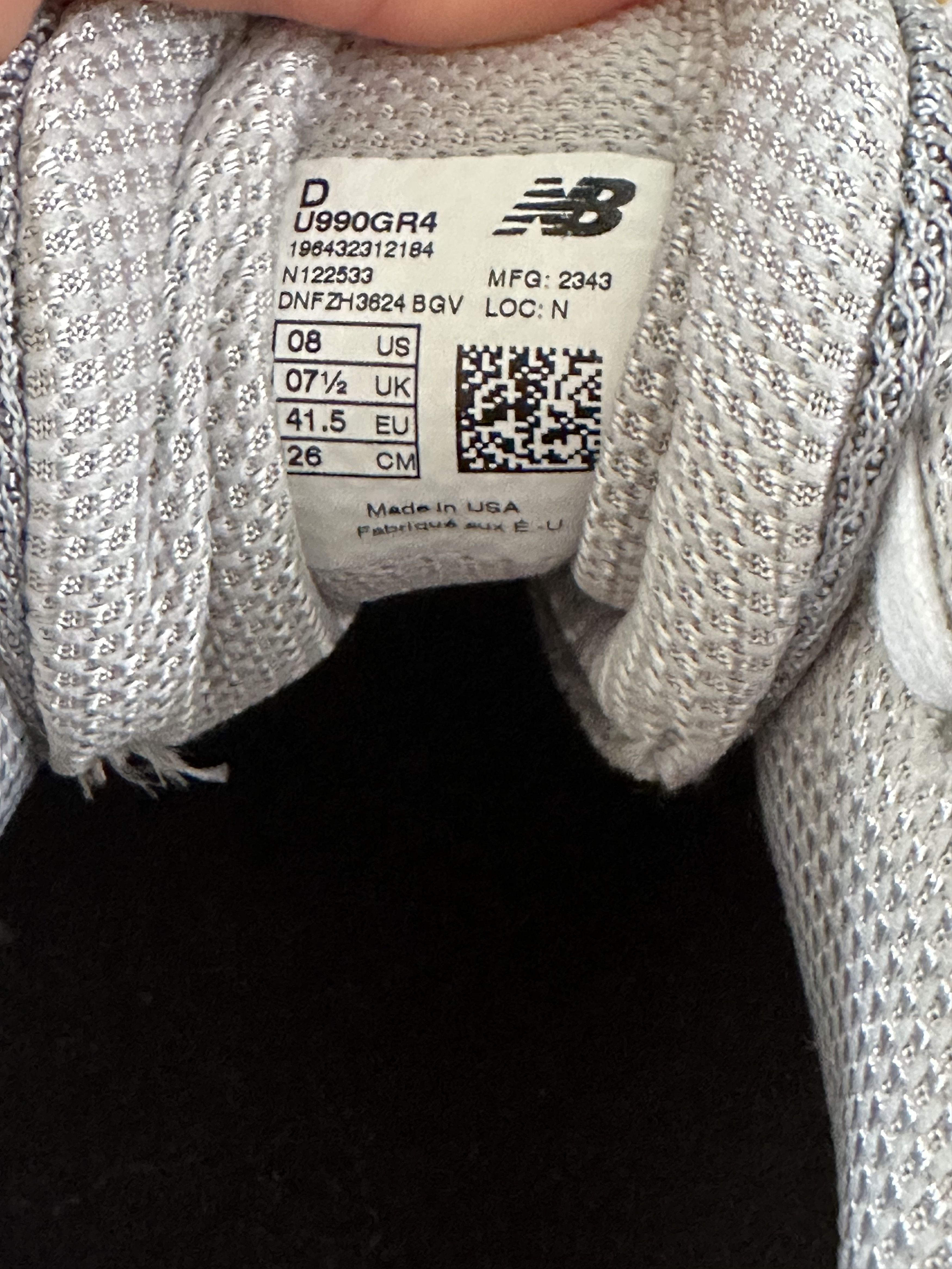 New Balance 990 V4 Size US 8 / EU 41 - 4 Thumbnail