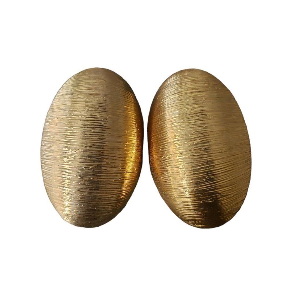 Designer Premier Vintage Gold Tone Oval Textured Clip Earrings 1" Size ONE SIZE - 1 Thumbnail