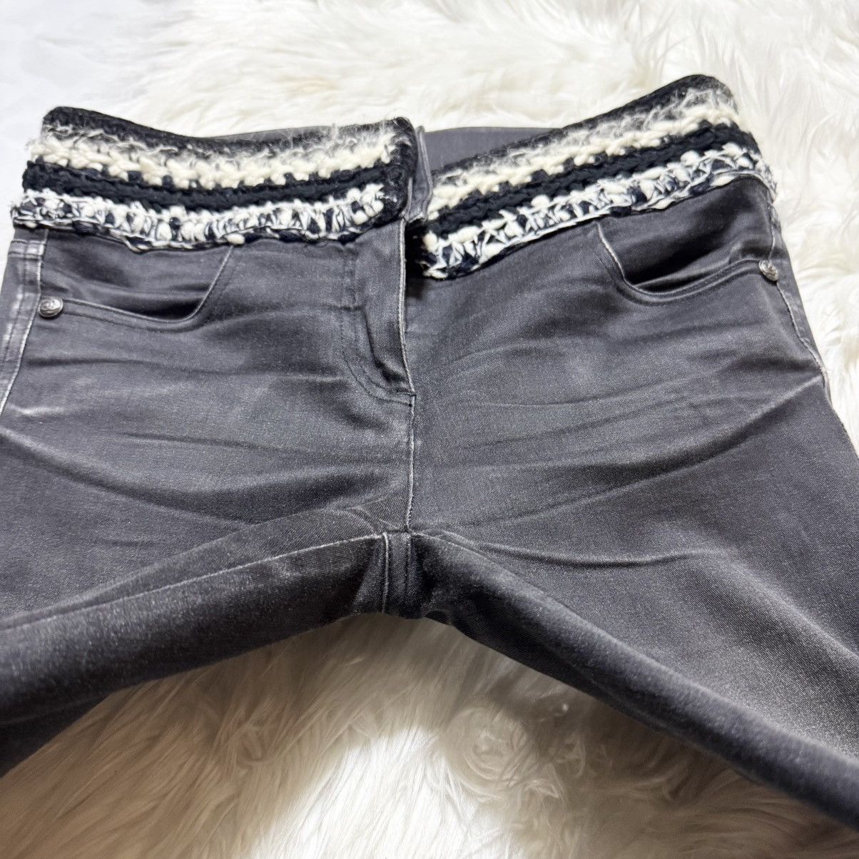Chanel Chanel COCO button waist tweed stretch denim pants jeans Size 26" / US 2 / IT 38 - 12 Thumbnail