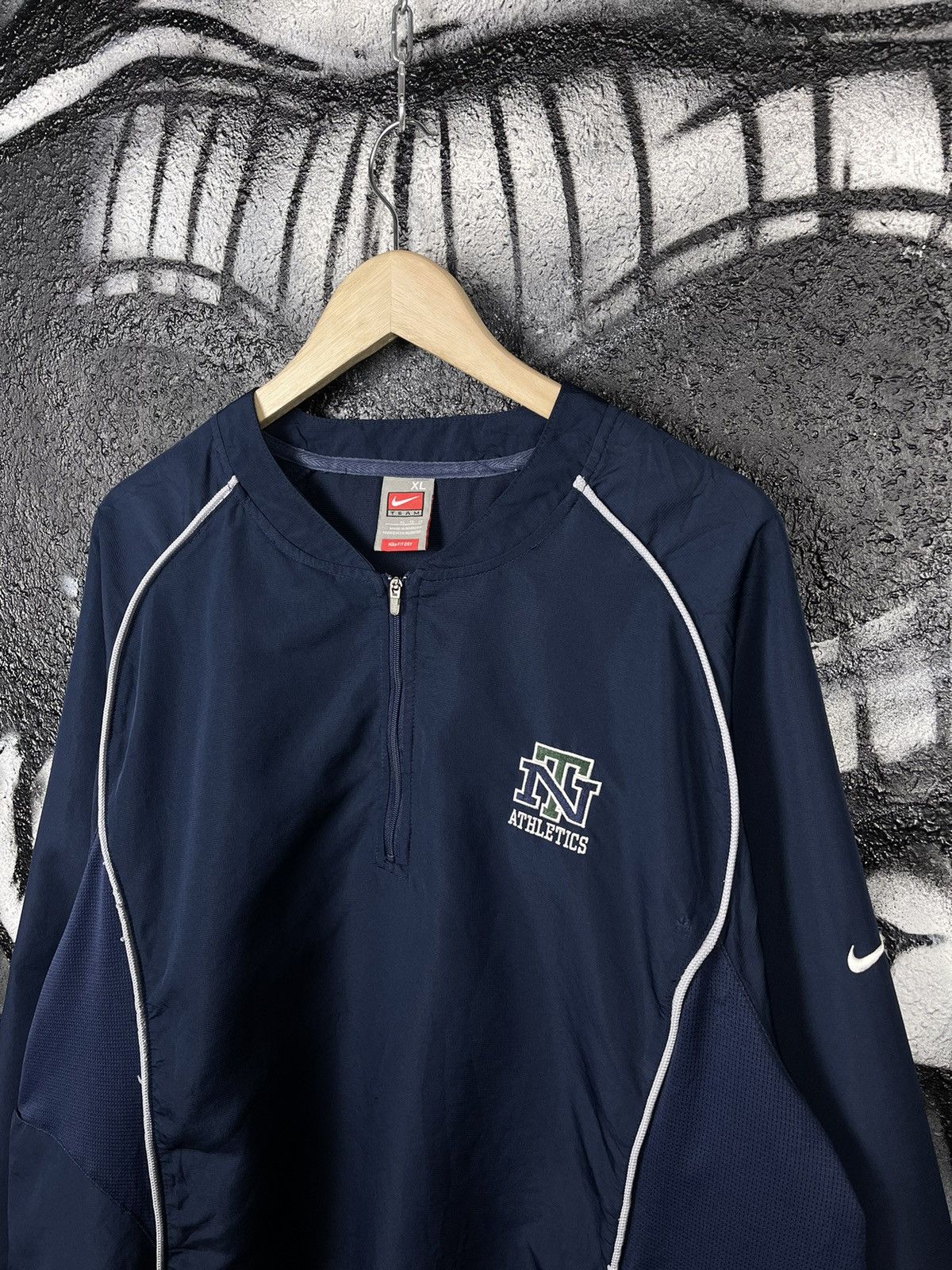 Nike × Vintage Y2K Nike Team Athletics Windbreaker Jacket Men’s Size XL Size US XL / EU 56 / 4 - 4 Thumbnail