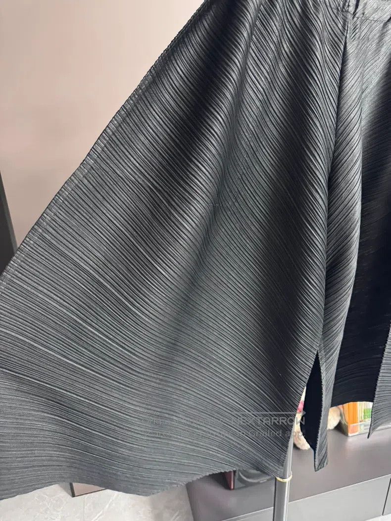 Issey Miyake Issey Miyake size:3 Orange Bubble Pleated Midi Skirt Size 22" - 3 Thumbnail