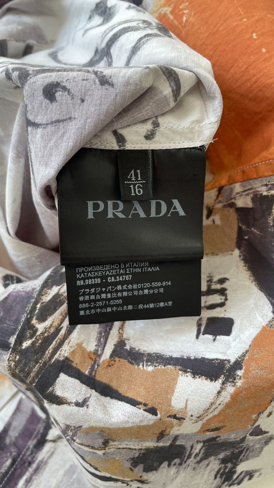 Prada A/W 17 Orange ‘Village’ Print Cotton Shirt Size US M / EU 48-50 / 2 - 11 Thumbnail
