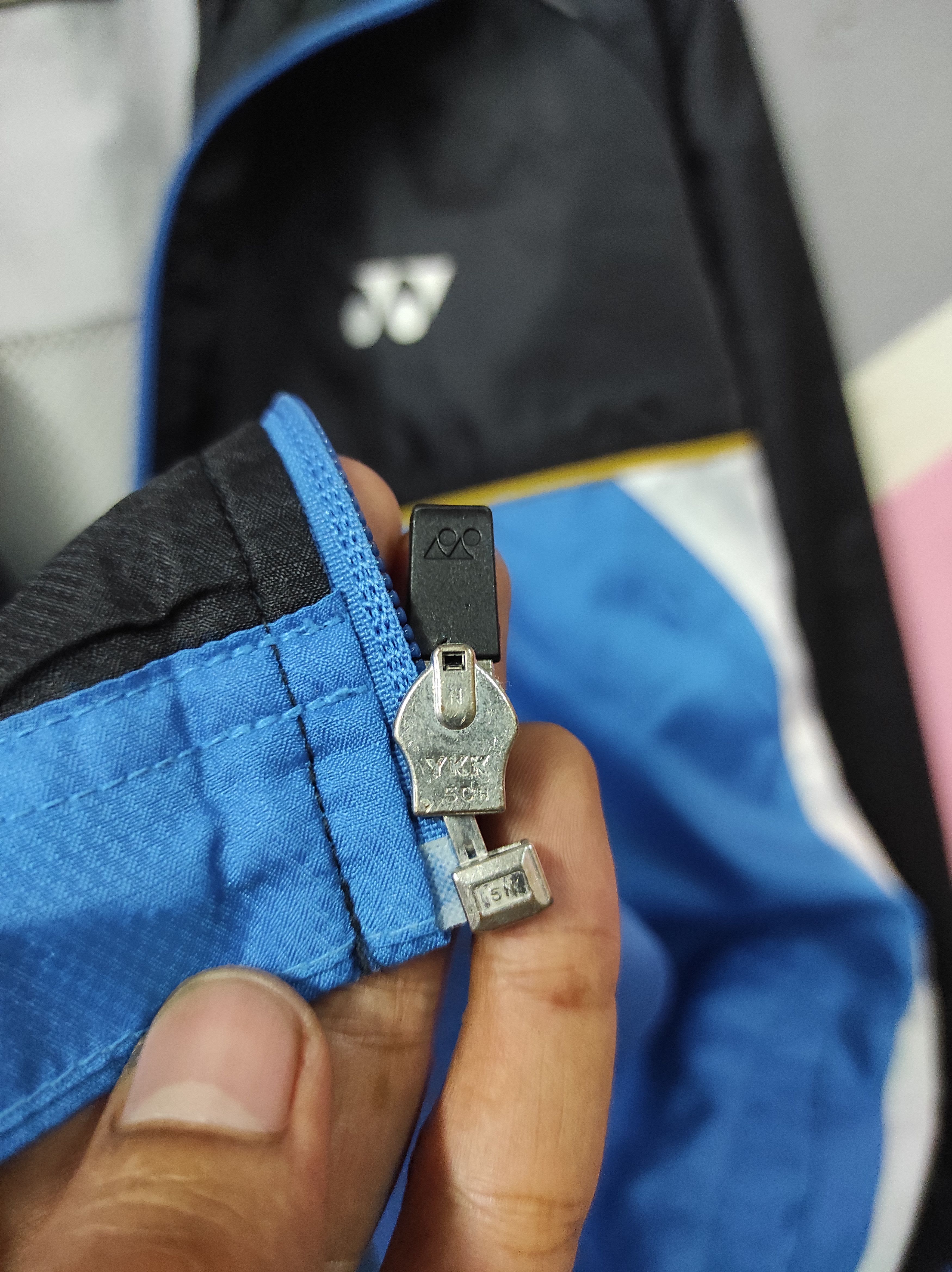 Japanese Brand YONEX HEAT MULTICOLOUR LIGHT JACKET HOODED Size US L / EU 52-54 / 3 - 5 Thumbnail