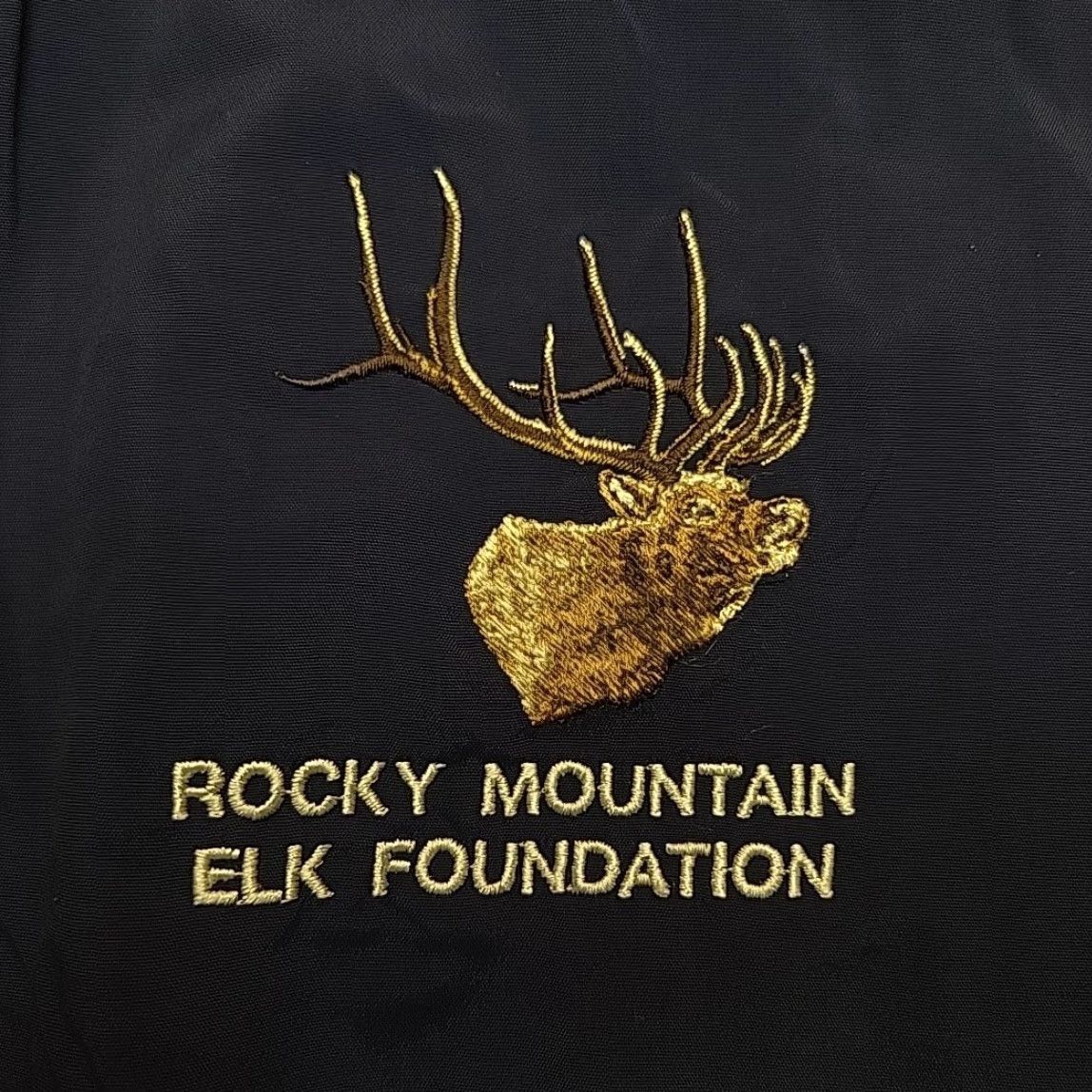 Vintage VINTAGE Rocky Mountain Elk Foundation Jacket Men L Blue Windbreaker RMEF Made in USA Embroidered Logo Outdoor Casual Mens Jacket Size US L / EU 52-54 / 3 - 4 Thumbnail