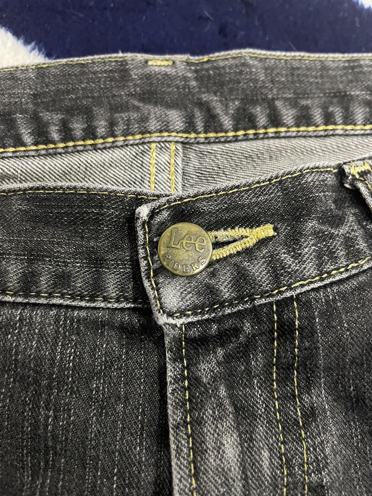 Lee Rider Distressed Jeans (13)