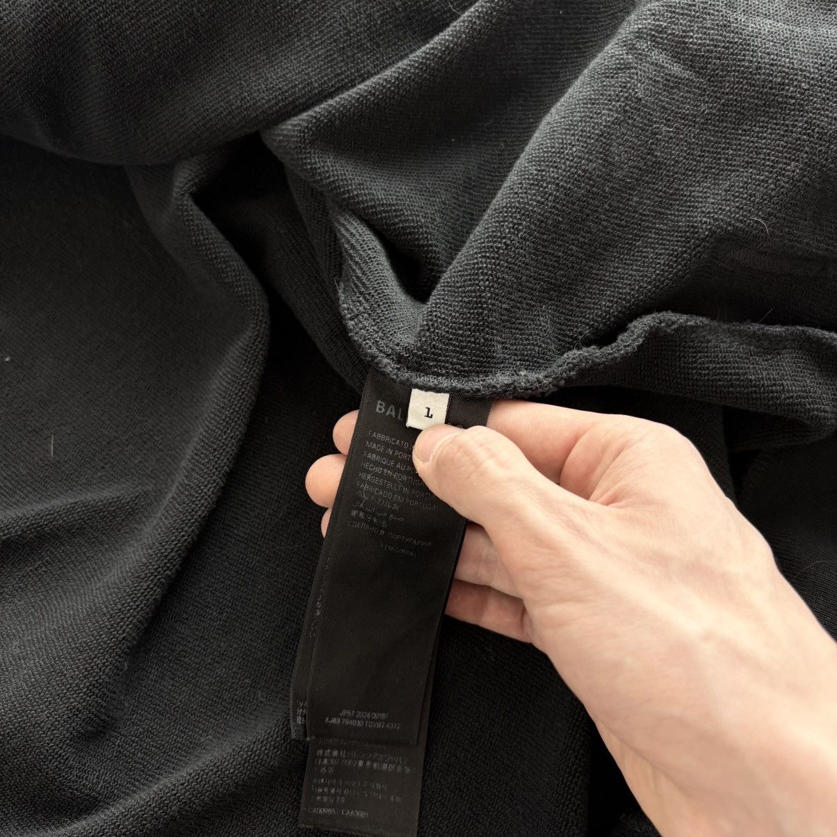 Balenciaga Balenciaga incognito Hoodie Size US L / EU 52-54 / 3 - 7 Thumbnail