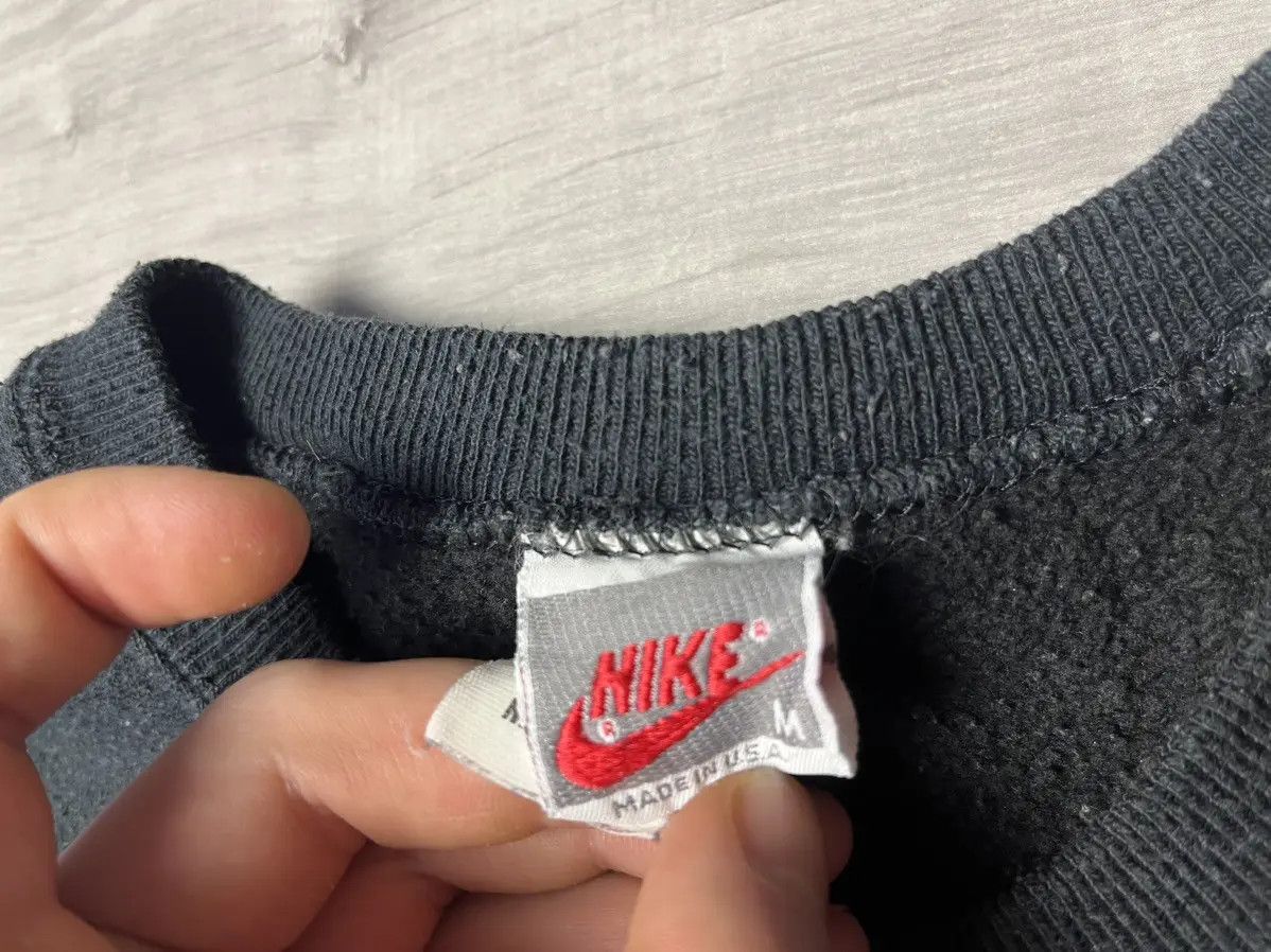 Nike Nike vintage sweaters box logo size Medium USA Size US M / EU 48-50 / 2 - 4 Thumbnail