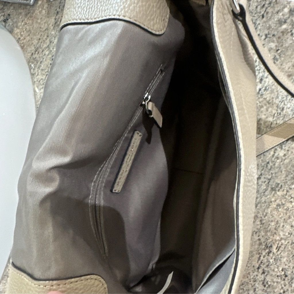 Marc Jacobs Marc Jacobs Beige Crossbody Bag Size ONE SIZE - 9 Thumbnail