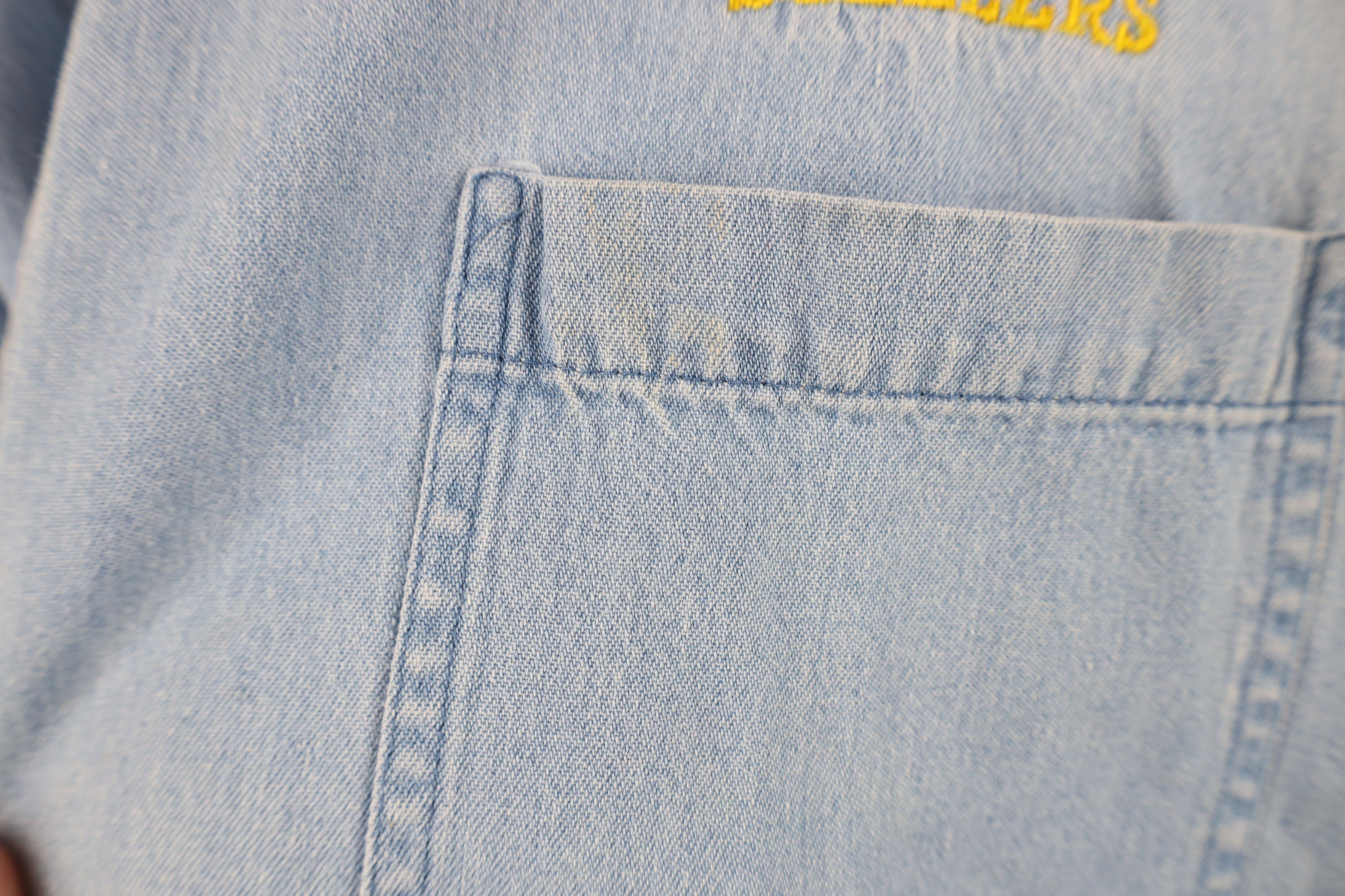 Vintage Vintage 90s Pittsburgh Steelers Football Denim Button Shirt Size US XL / EU 56 / 4 - 6 Thumbnail