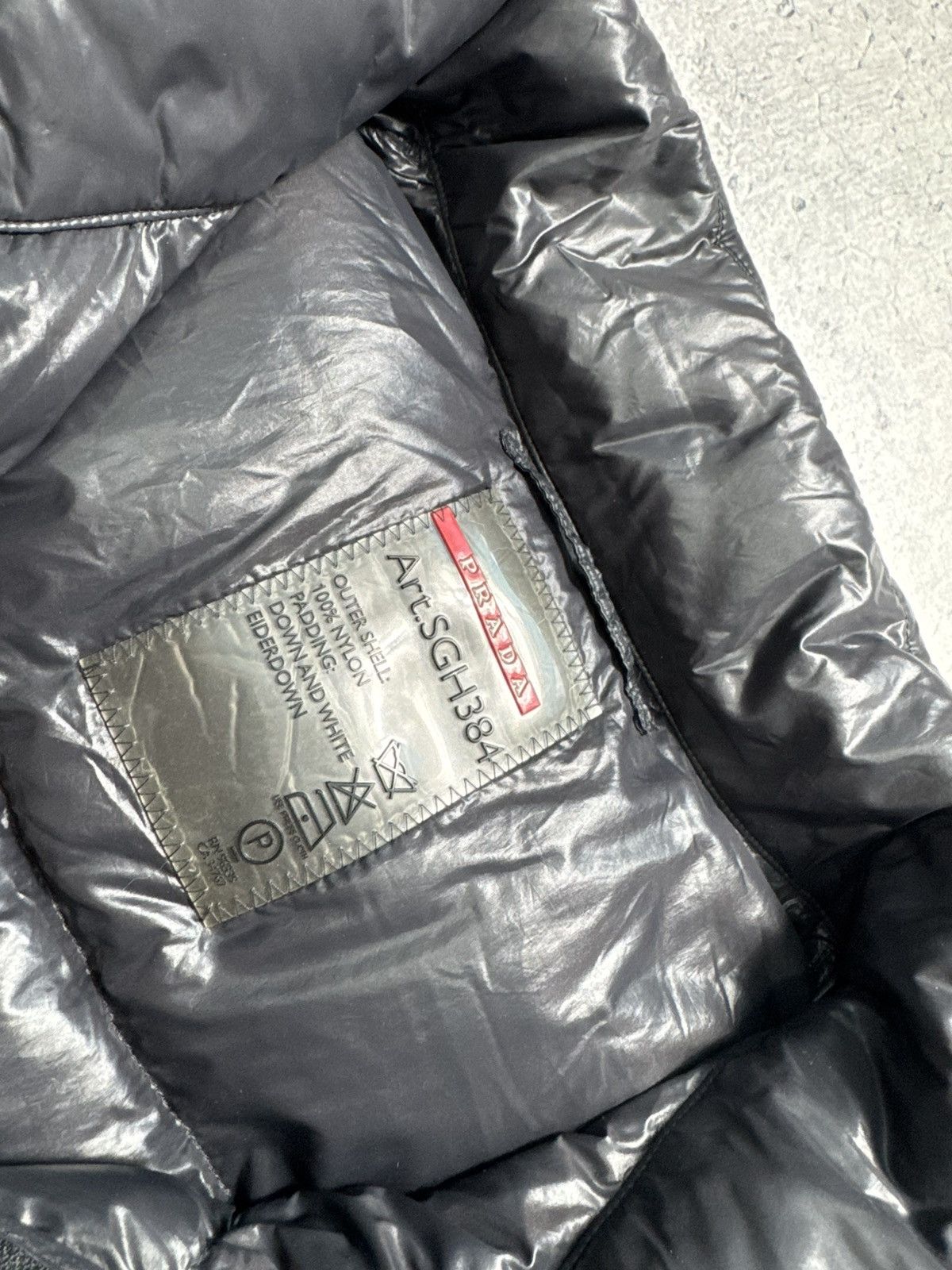 Prada Prada Down Puffer Vest Jacket Black Size US M / EU 48-50 / 2 - 9 Thumbnail
