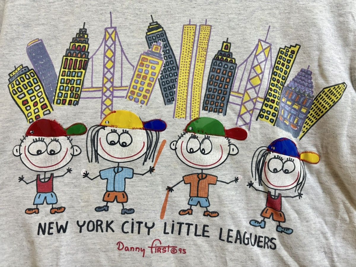 Vintage Vintage 1995 Danny First New York City Cartoon Art T-Shirt Size US M / EU 48-50 / 2 - 3 Thumbnail