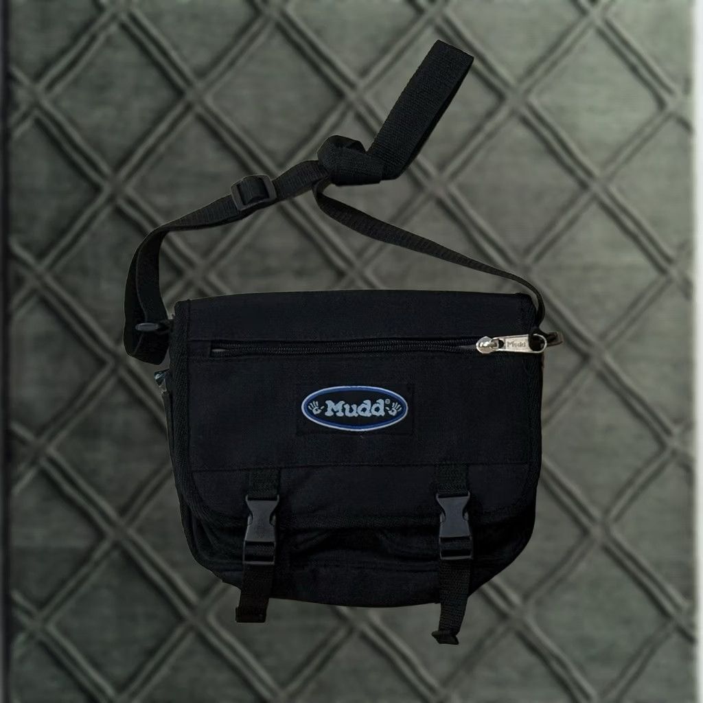 Vintage VINTAGE Mudd Crossbody Bag Women’s Bag Black Canvas Nylon Adjustable Strap 90s Retro Hipster Princess Purse Size ONE SIZE - 1 Thumbnail