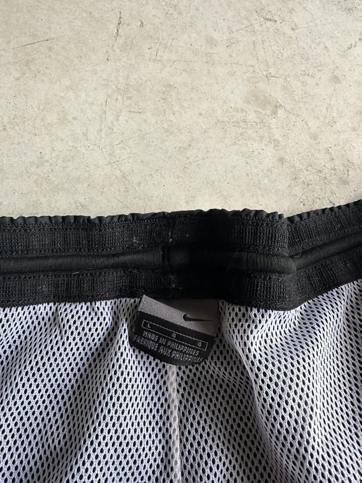 Nike Vintage Nike Sweatpants Size US 34 / EU 50 - 3 Thumbnail