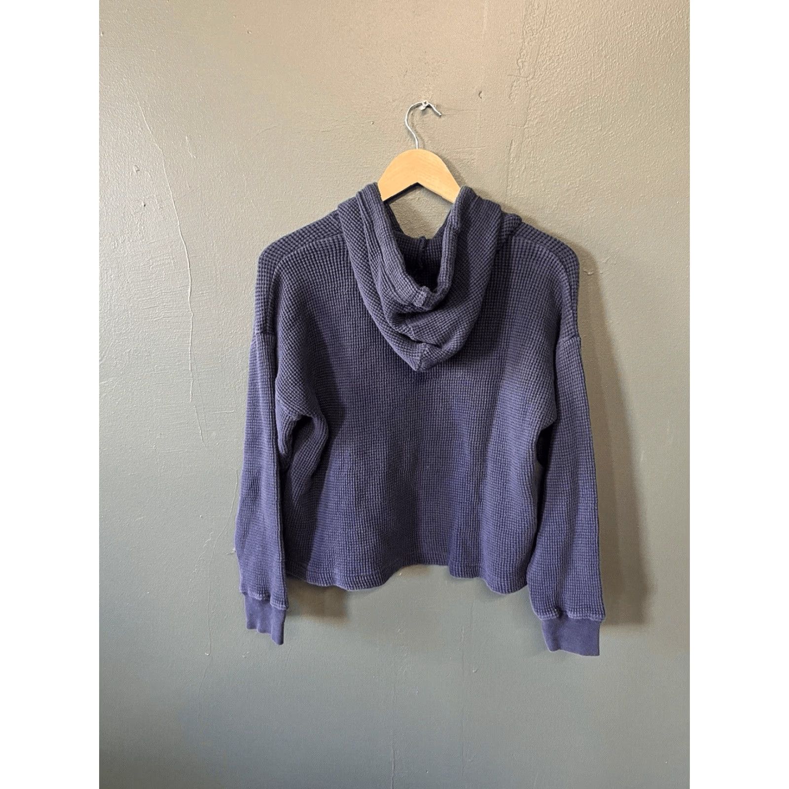 J.Crew J. Crew Womens Blue Waffled Cropped Pullover Hooded Sweatshirt Size Medium Size M / US 6-8 / IT 42-44 - 2 Thumbnail