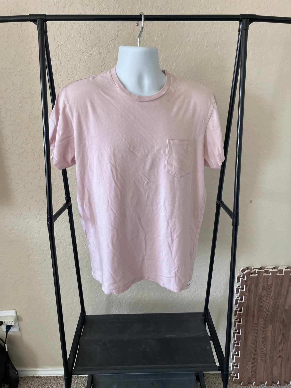 Edwin Powder Pink 1 pocket Tee Size US L / EU 52-54 / 3 - 1 Thumbnail