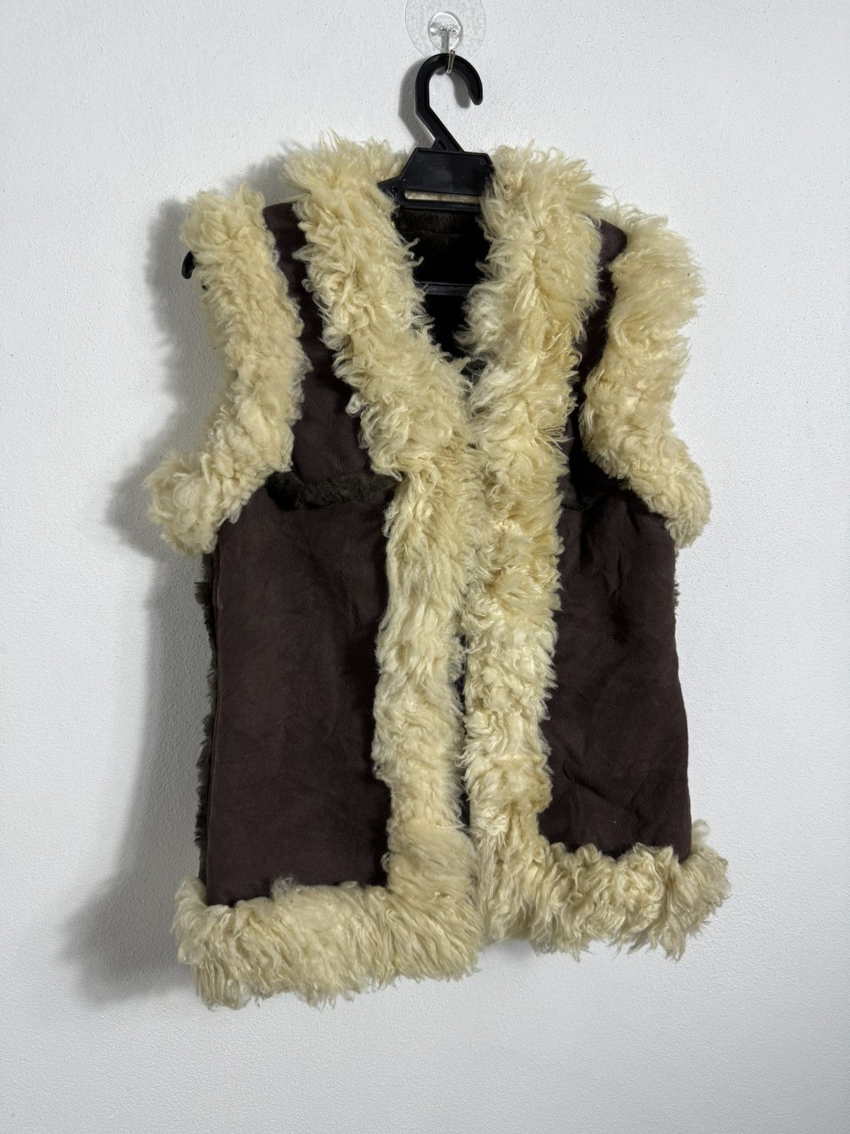 KMRii VINTAGE Sheepskin Fur Vest In Dark Maroon Size US S / EU 44-46 / 1 - 2 Thumbnail