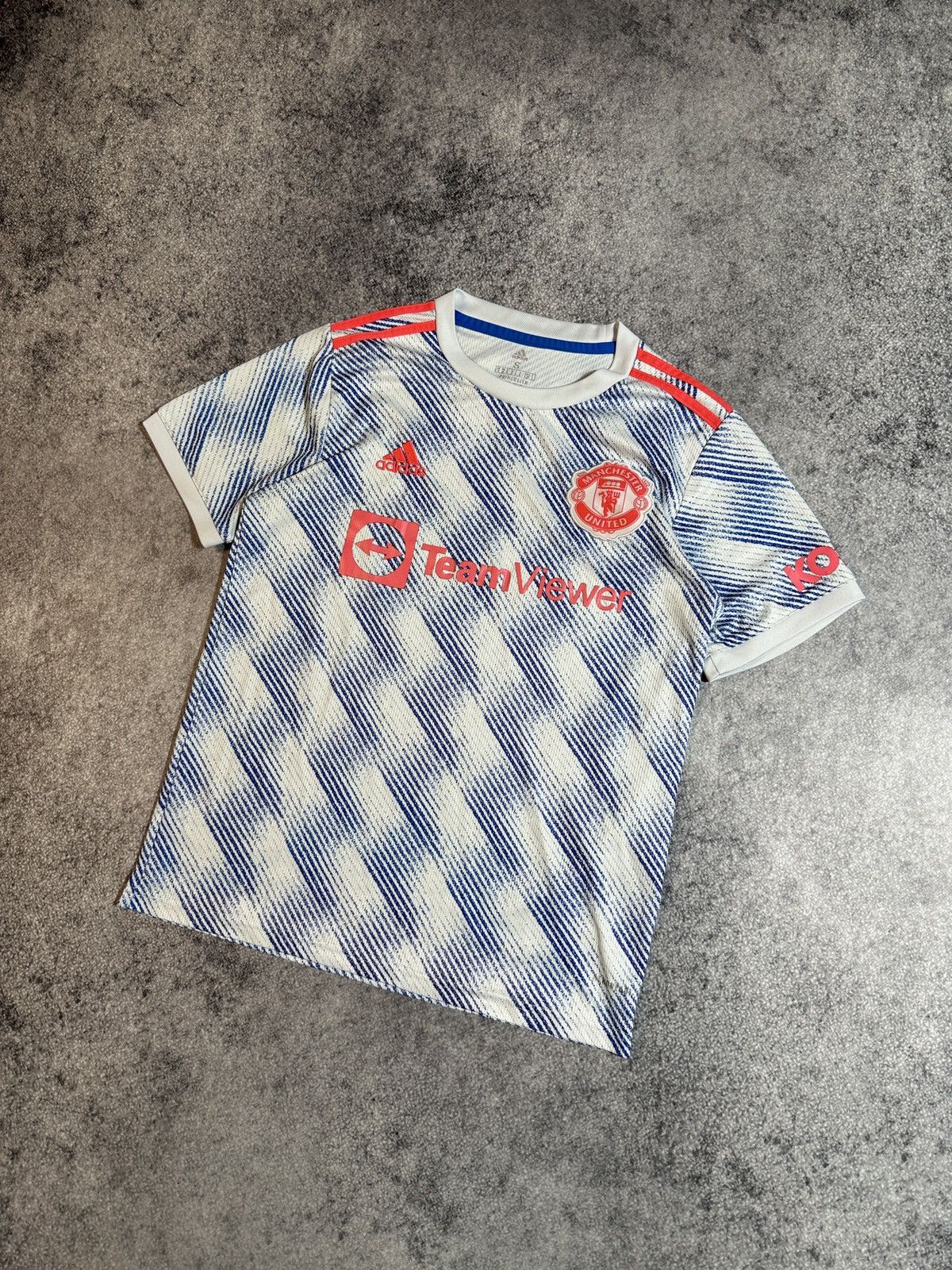 Adidas Adidas Manchester United Soccer Jersey Streetwear Style S Size US S / EU 44-46 / 1 - 1 Thumbnail