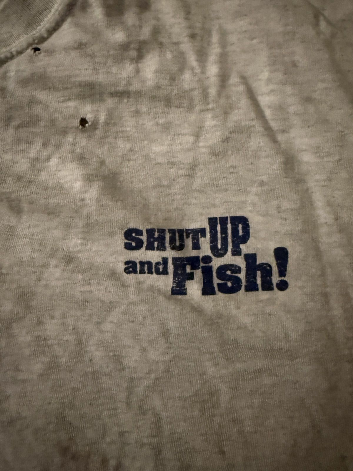 Gildan Vintage Shut up and Fish shirt Size US XL / EU 56 / 4 - 2 Thumbnail