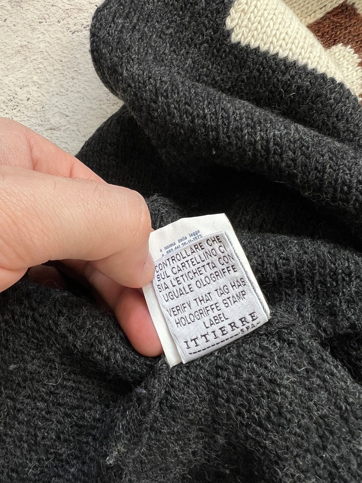Dolce & Gabbana Dolce & Gabbana Vintage Logo Wool Turtleneck Sweater Size US M / EU 48-50 / 2 - 8 Thumbnail