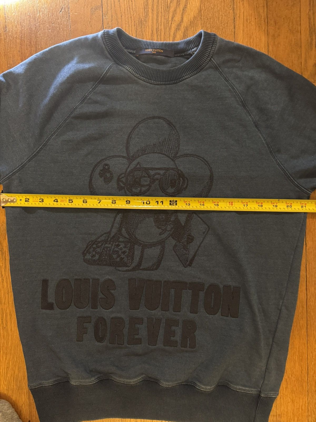 Louis Vuitton Louis Vuitton Vivienne Sweatshirt Size L AUTHENTIC! Size US L / EU 52-54 / 3 - 4 Thumbnail
