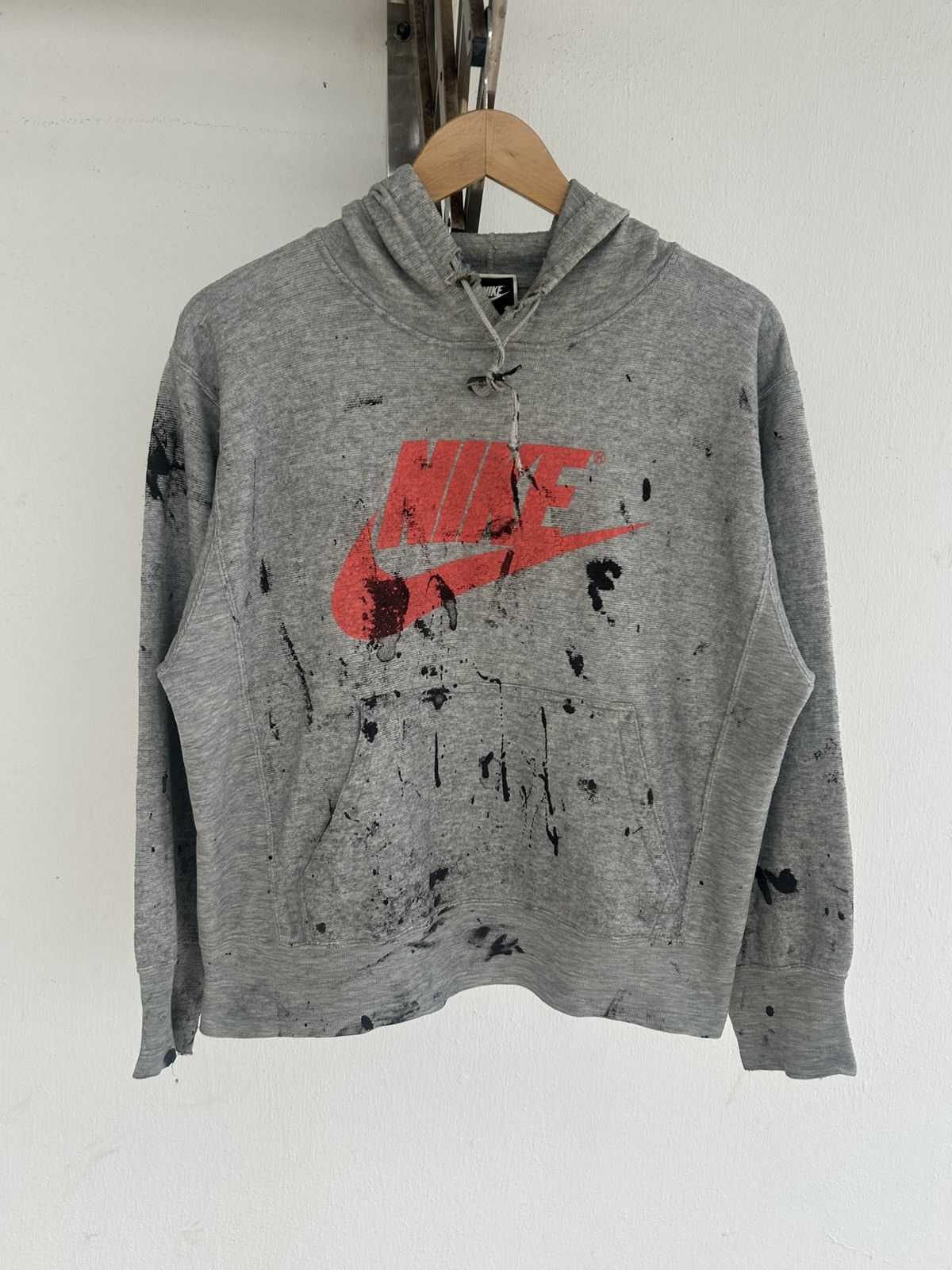 Nike Nike Japan Corp Paint Splatter Ripped Vintage Hoodie Size US M / EU 48-50 / 2 - 1 Thumbnail